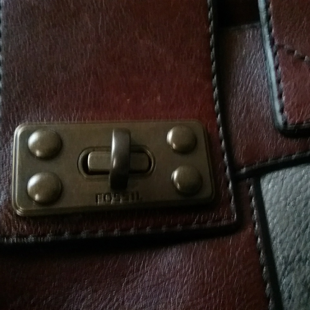 Fossil Reissue Modified Handbag - Picture 4 of 8